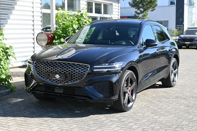 Genesis GV70 2.2 CRDI Luxury Black Edition AT8 AWD 4X4 + Voll-Ausstattung