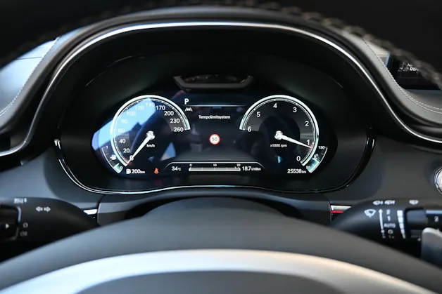 Genesis GV70 2.2 CRDI Luxury Black Edition AT8 AWD 4X4 + Voll-Ausstattung