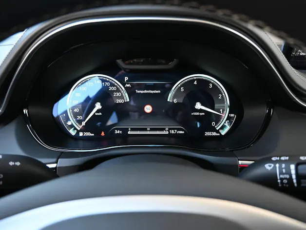 Genesis GV70 2.2 CRDI Luxury Black Edition AT8 AWD 4X4 + Voll-Ausstattung