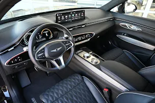 Genesis GV70 2.2 CRDI Luxury Black Edition AT8 AWD 4X4 + Voll-Ausstattung