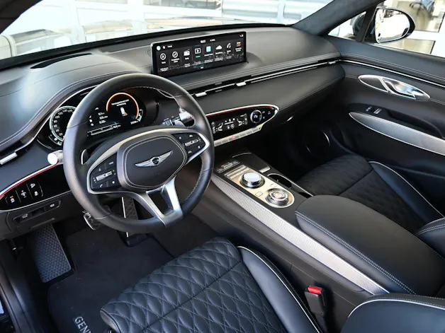 Genesis GV70 2.2 CRDI Luxury Black Edition AT8 AWD 4X4 + Voll-Ausstattung