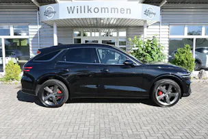 Genesis GV70 2.2 CRDI Luxury Black Edition AT8 AWD 4X4 + Voll-Ausstattung