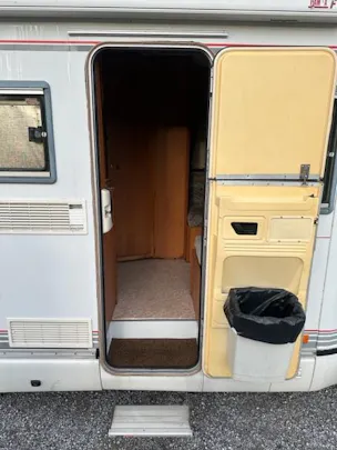 FIAT 230/18 Wohnmobil Fleurette