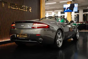 ASTON MARTIN V8 Vantage 4.7 Sportshift