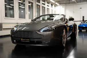 ASTON MARTIN V8 Vantage 4.7 Sportshift
