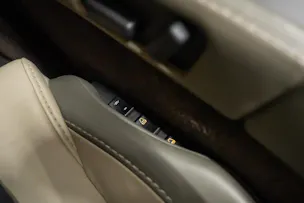 ASTON MARTIN V8 Vantage 4.7 Sportshift