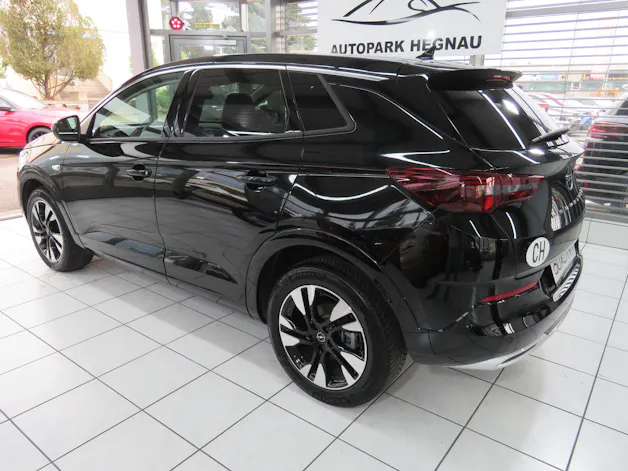 OPEL Grandland 1.2i TP Elegance Automat