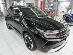 OPEL Grandland 1.2i TP Elegance Automat