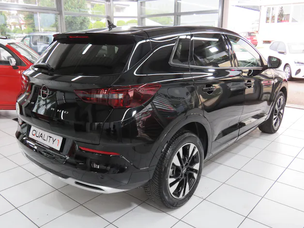 OPEL Grandland 1.2i TP Elegance Automat