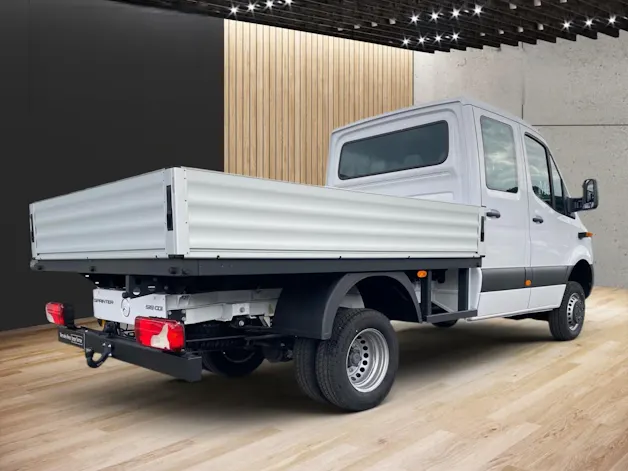 MERCEDES-BENZ Sprinter 519 CDI Standard 9G-TRONIC 4x4