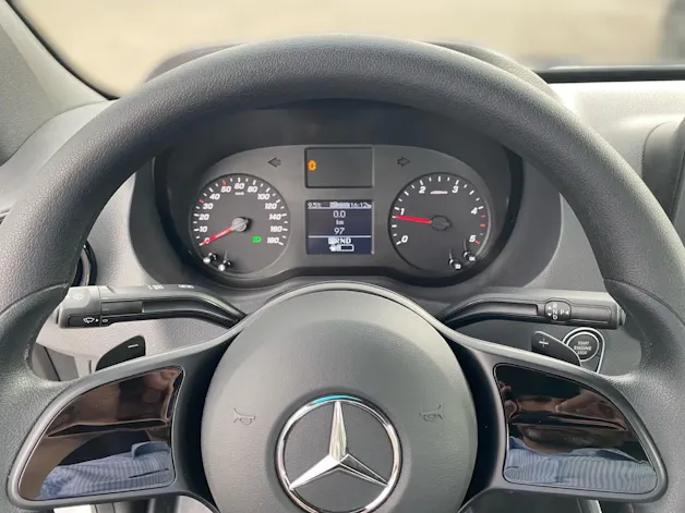 MERCEDES-BENZ Sprinter 519 CDI Standard 9G-TRONIC 4x4