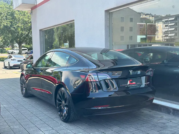 Tesla Model 3 Performance Dual Motor AWD* FSD inkl.*