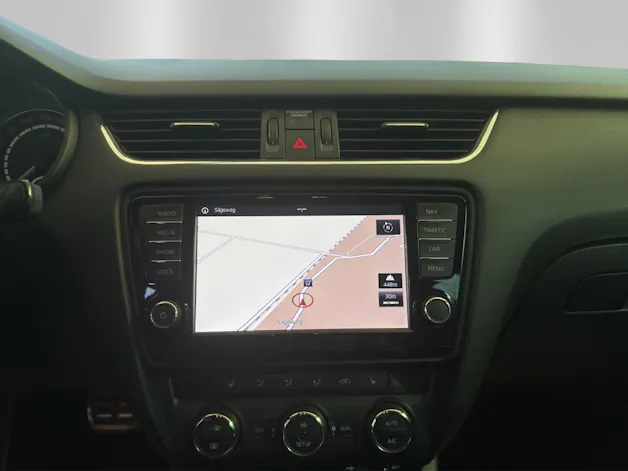 SKODA Octavia Combi 2.0 TDI RS DSG