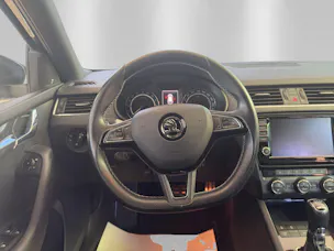 SKODA Octavia Combi 2.0 TDI RS DSG