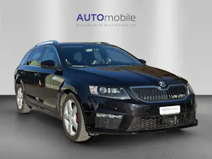 SKODA Octavia Combi 2.0 TDI RS DSG
