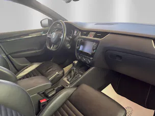 SKODA Octavia Combi 2.0 TDI RS DSG