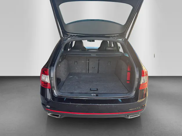SKODA Octavia Combi 2.0 TDI RS DSG