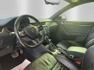 SKODA Octavia Combi 2.0 TDI RS DSG