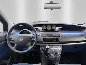 FIAT Ulysse 2.2 16V JTD Swiss Edition