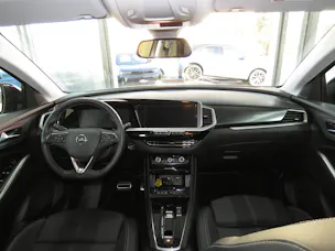OPEL Grandland 1.2i TP GS Line Automatik