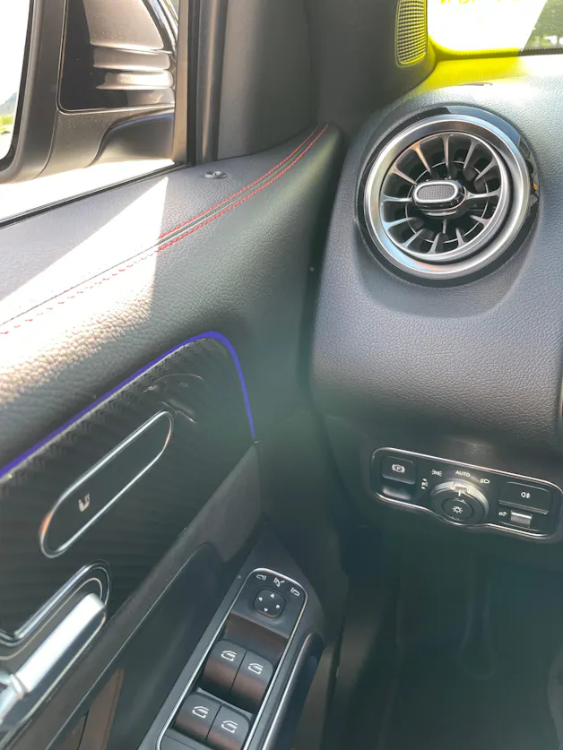 MERCEDES-BENZ GLB 35 AMG 4Matic 8G-Tronic