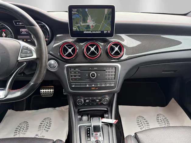 MERCEDES-BENZ CLA Shooting Brake 45 AMG 4Matic Speedshift
