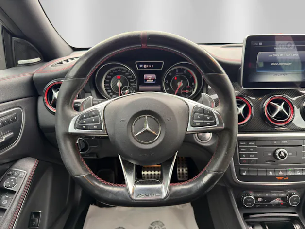 MERCEDES-BENZ CLA Shooting Brake 45 AMG 4Matic Speedshift