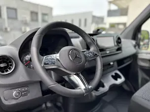 MERCEDES-BENZ Sprinter 319 CDI Standard 9G-TRONIC 4x4