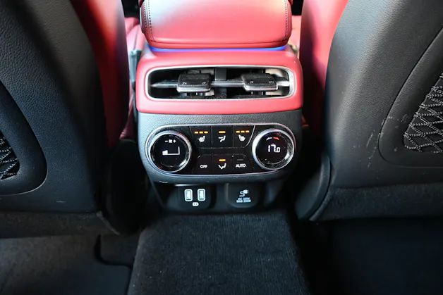 Genesis GV70 2.2 CRDI Luxury AT8 AWD 4x4 (CH Auto) + AHK 2500kg
