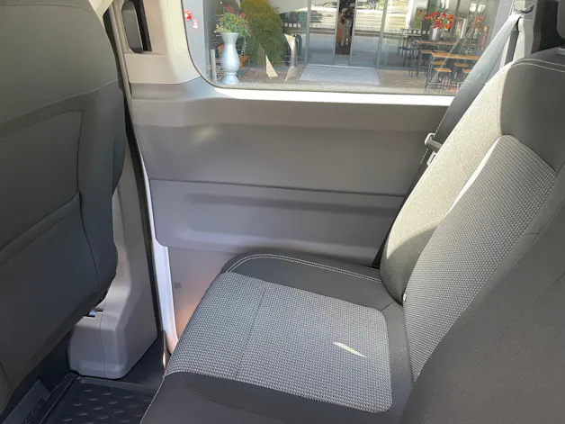 VW Transporter Plus 2.0 TDI 4Motion Lang Automat Pan Americana, 5-Sitzer