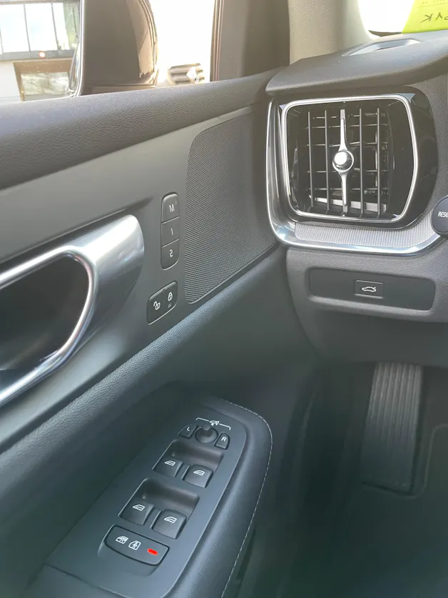 VOLVO V60 Cross Country B5 Mild Hybrid Plus AWD Geartronic