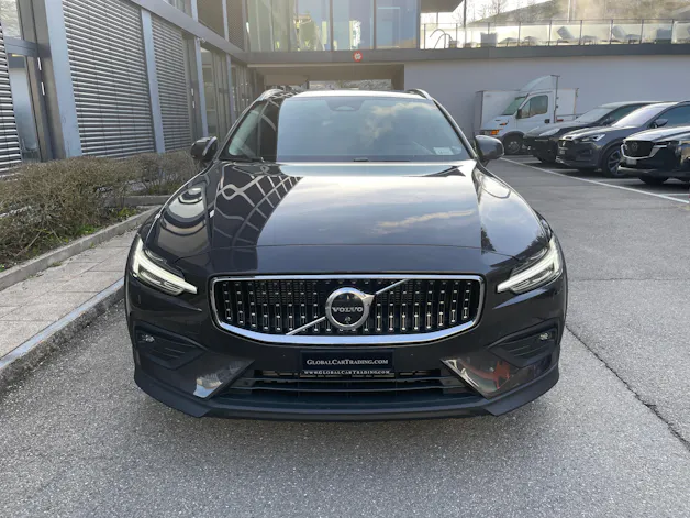 VOLVO V60 Cross Country B5 Mild Hybrid Plus AWD Geartronic