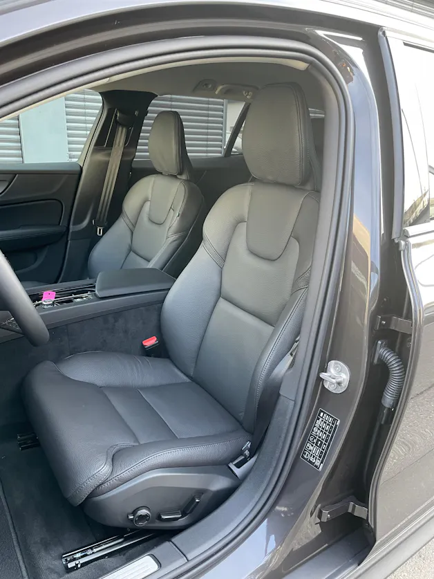 VOLVO V60 Cross Country B5 Mild Hybrid Plus AWD Geartronic