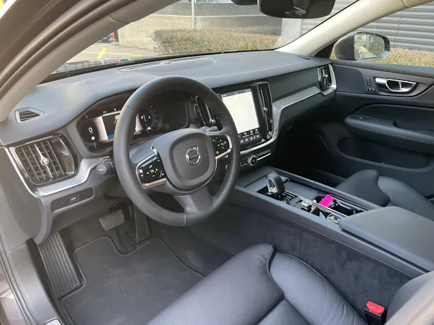 VOLVO V60 Cross Country B5 Mild Hybrid Plus AWD Geartronic