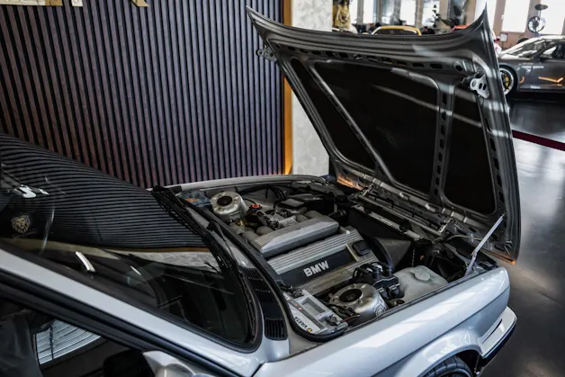 BMW 318iS
