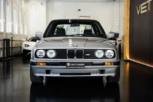 BMW 318iS