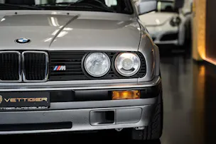 BMW 318iS