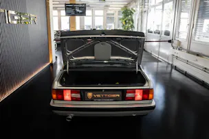 BMW 318iS