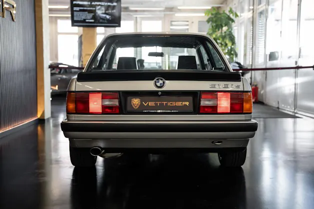 BMW 318iS