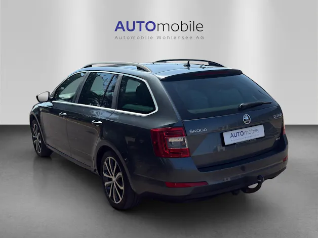 SKODA Octavia Combi 2.0 TDI Ambition 4x4 DSG