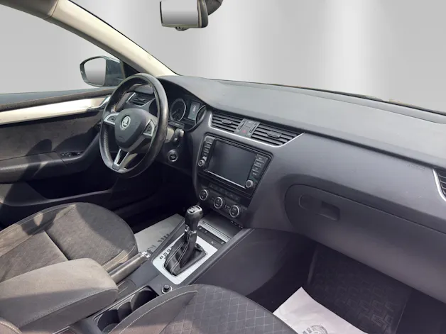 SKODA Octavia Combi 2.0 TDI Ambition 4x4 DSG