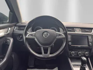 SKODA Octavia Combi 2.0 TDI Ambition 4x4 DSG
