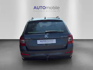 SKODA Octavia Combi 2.0 TDI Ambition 4x4 DSG