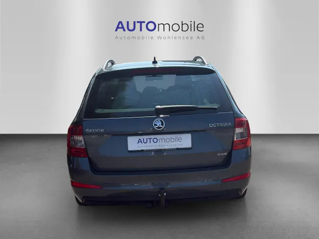 SKODA Octavia Combi 2.0 TDI Ambition 4x4 DSG