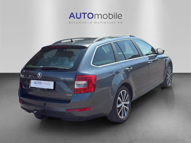 SKODA Octavia Combi 2.0 TDI Ambition 4x4 DSG