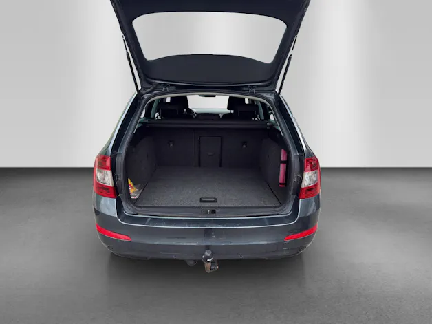 SKODA Octavia Combi 2.0 TDI Ambition 4x4 DSG