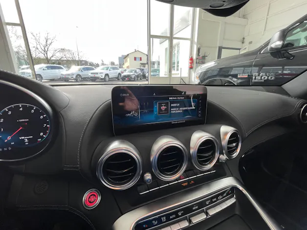 MERCEDES-BENZ AMG GT Roadster
