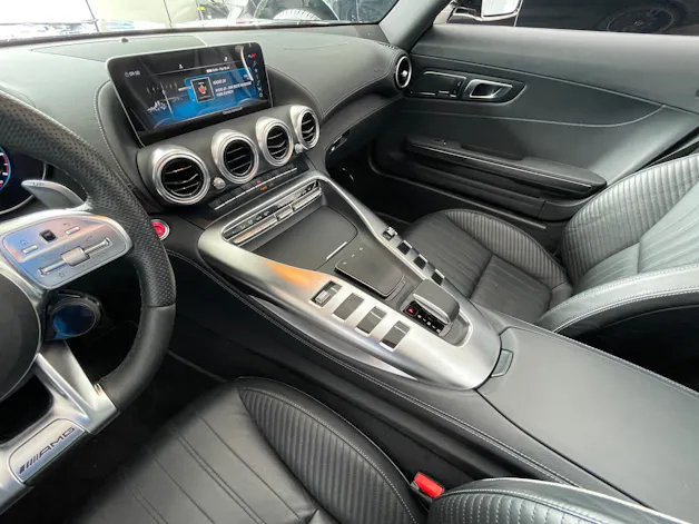 MERCEDES-BENZ AMG GT Roadster