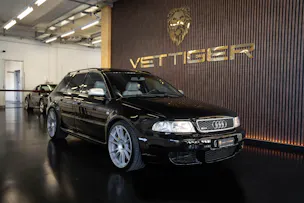 AUDI RS4 Avant quattro