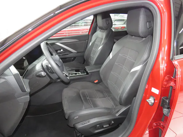 OPEL Astra 1.6 PHEV Turbo Swiss Plus Automat